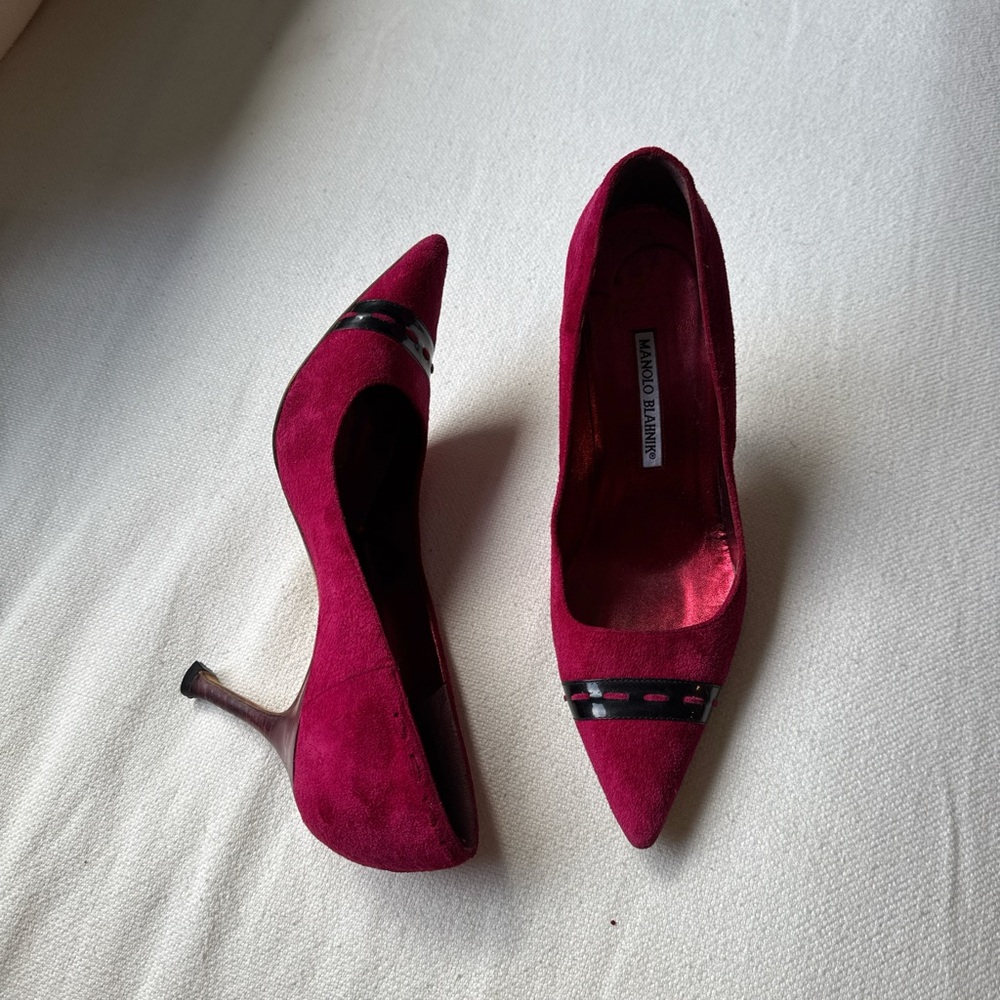 Vintage Manolo Blahnik red and black heels